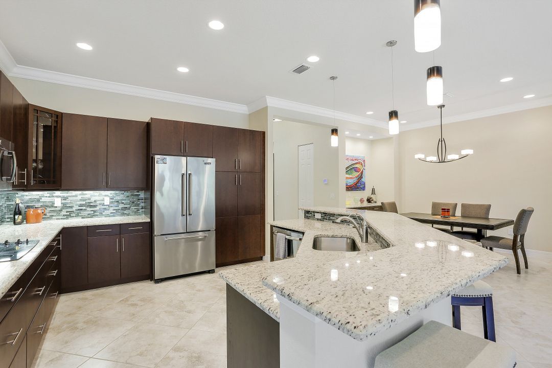 3263 Pacific Dr, Naples, FL 34119