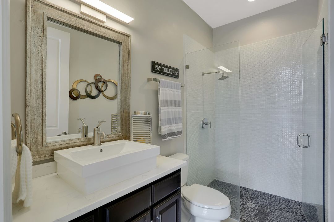 2892 Coco Lakes Pl, Naples, FL 34105