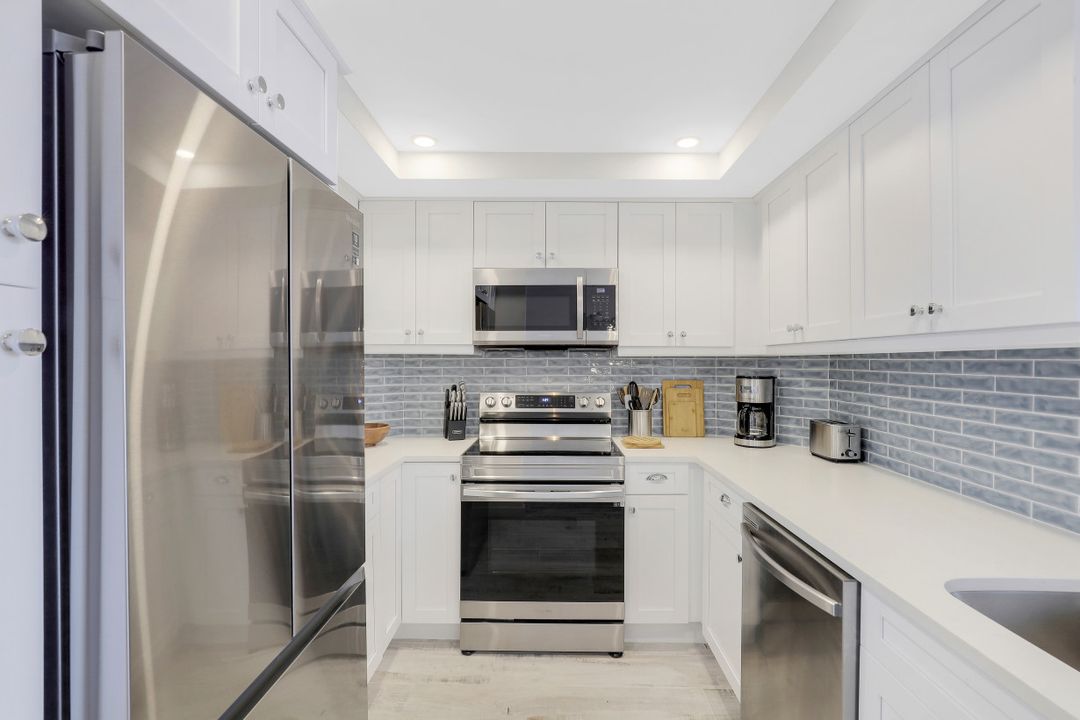 380 Seaview Ct #1809, Marco Island, FL 34145