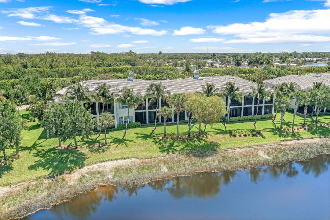 9263 Museo Cir #204, Naples, FL 34114