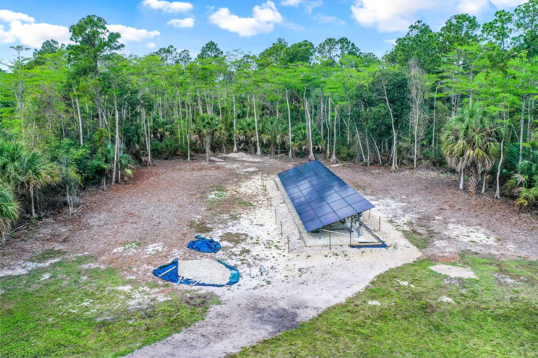 641 27th St SW, Naples, FL 34117