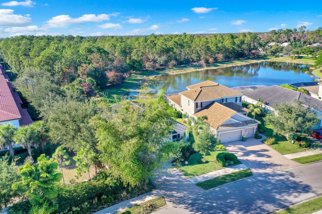 3771 Canopy Cir, Naples, FL 34120