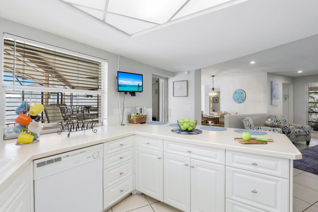 1143 Edington Pl, Marco Island, FL 34145