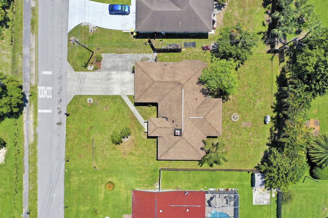 4416 27th Ct SW, Naples, FL 34116