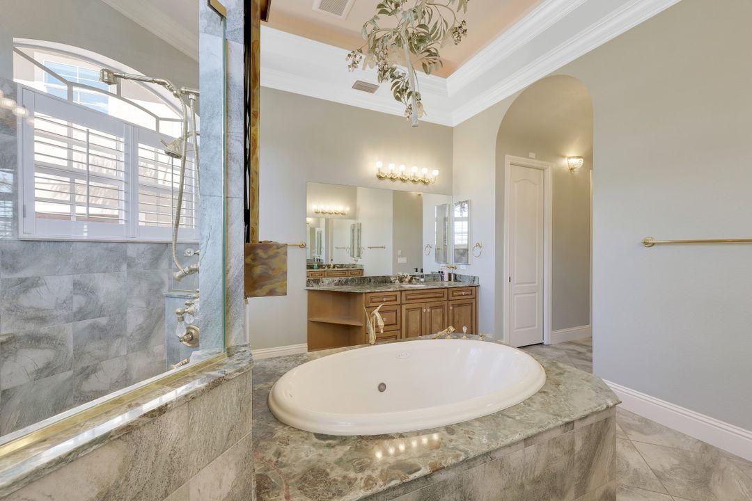 5343 SW 10th Ave, Cape Coral, FL 33914