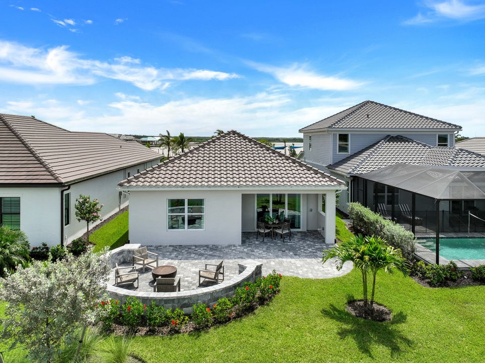 4056 SkySail Drive, Naples, FL 34120