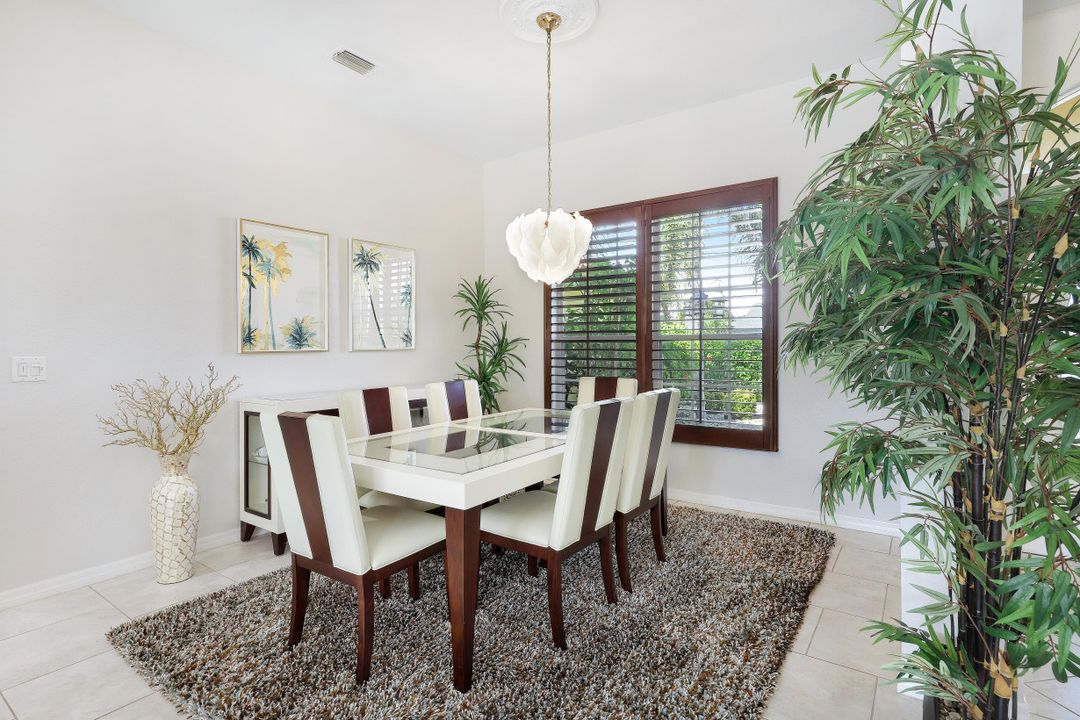 127 SE 15th Ave, Cape Coral, FL 33990