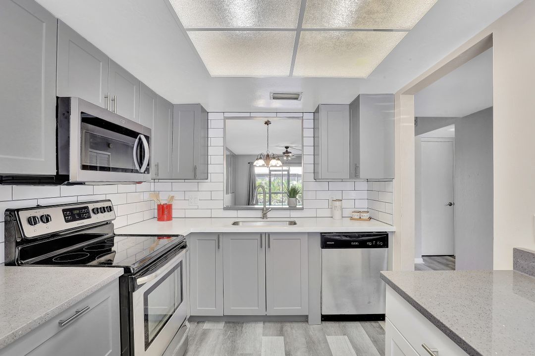 1519 Cape Coral Pkwy W #5, Cape Coral, FL 33914