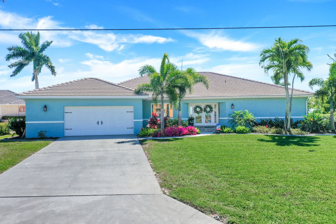 3735 SE 21st Pl, Cape Coral, FL 33904