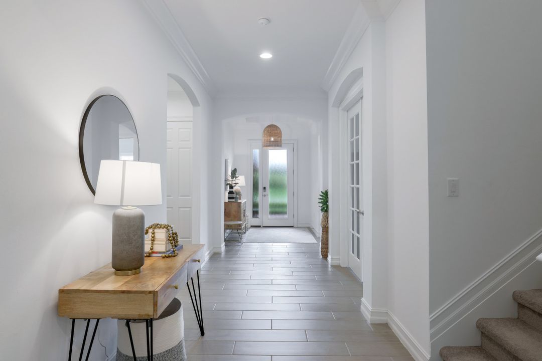 1431 Mockingbird Dr, Naples, FL 34120