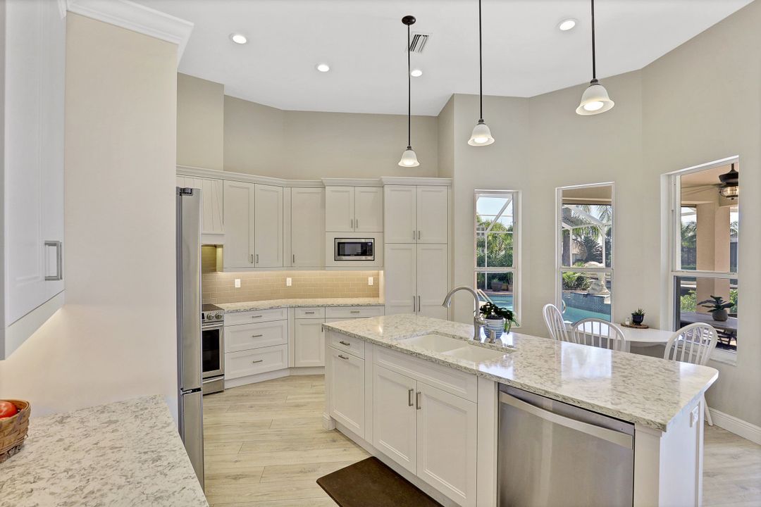 264 Rockhill Ct, Marco Island, FL 34145