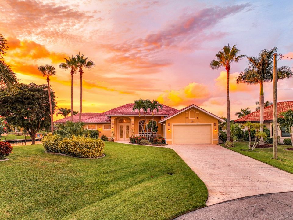 4102 SW 27th Ave, Cape Coral, FL 33914