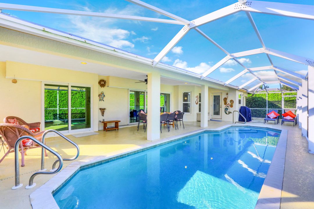 841 Seagrape Dr, Marco Island, FL 34145