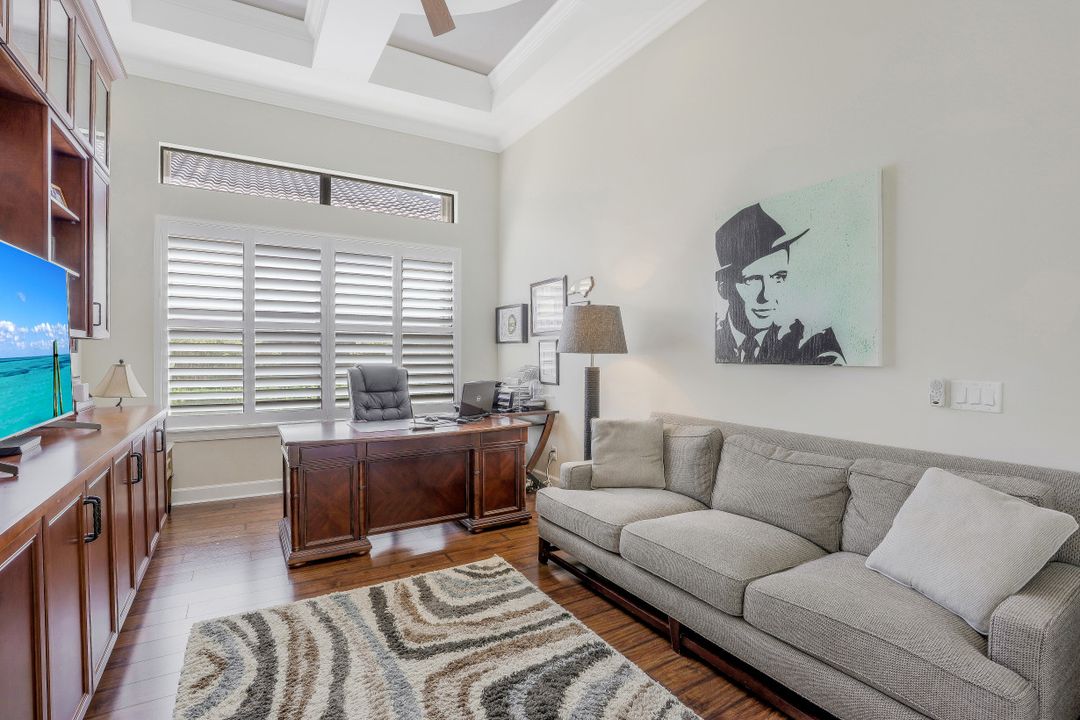 9418 Galliano Ter, Naples, FL 34119