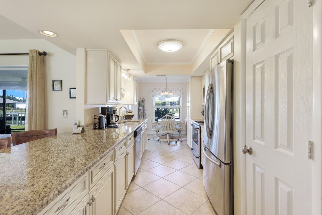 2101 SE 25th Ln, Cape Coral, FL 33904