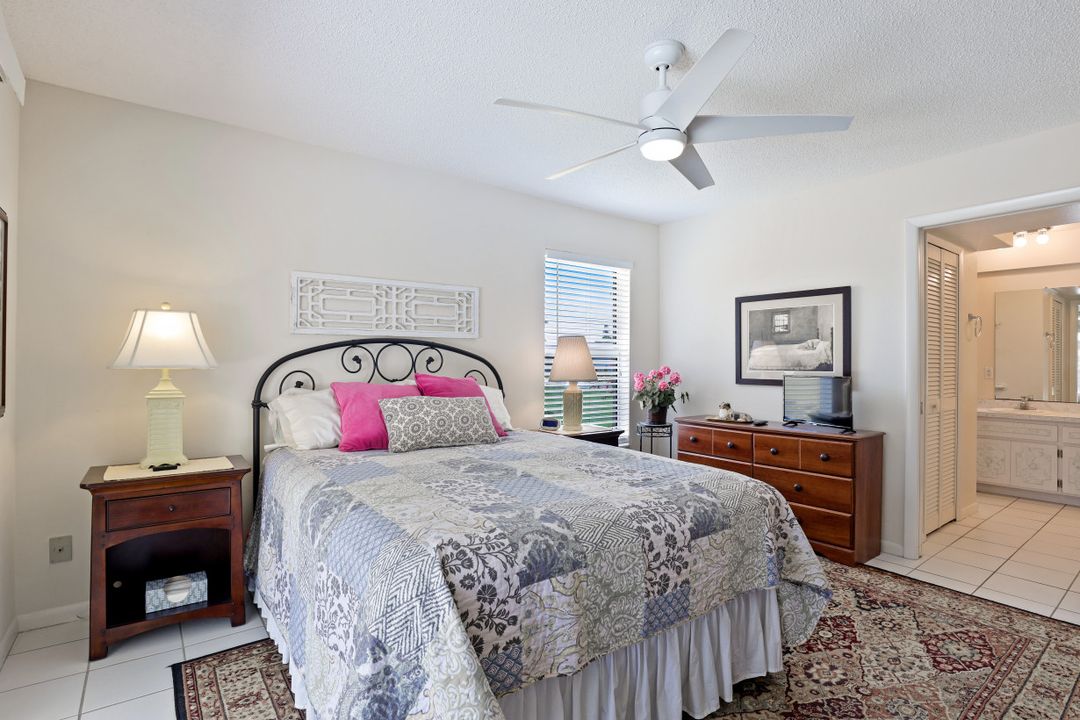 206 SE 45th St, Cape Coral, FL 33904