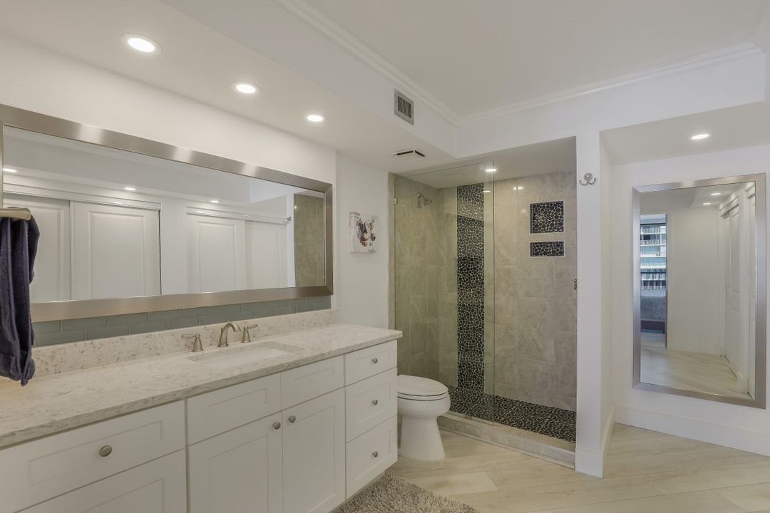 260 Seaview Ct #808, Marco Island, FL 34145