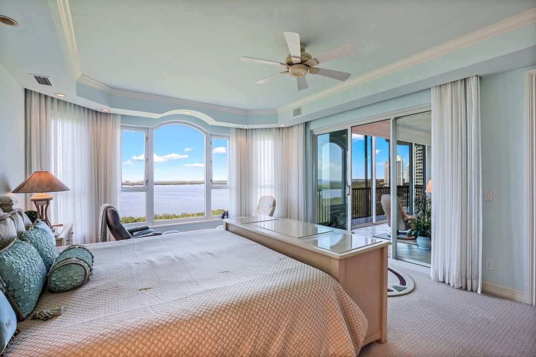 4811 Island Pond Ct #905, Bonita Springs, FL 34134