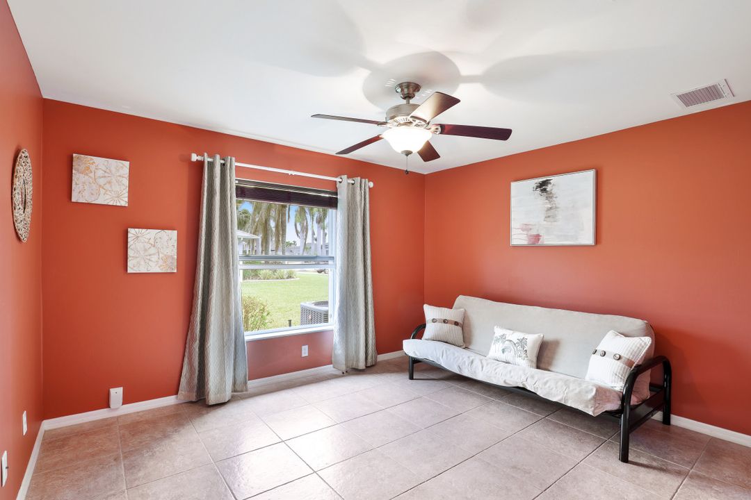 5327 SW 21st Pl, Cape Coral, FL 33914