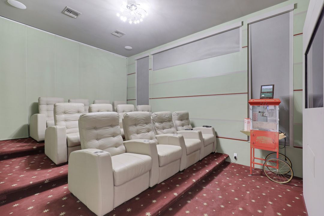 202 S Beach Dr, Marco Island, FL 34145