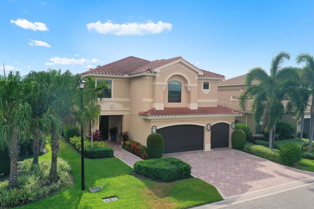 11784 Meadowrun Cir, Fort Myers, FL 33913