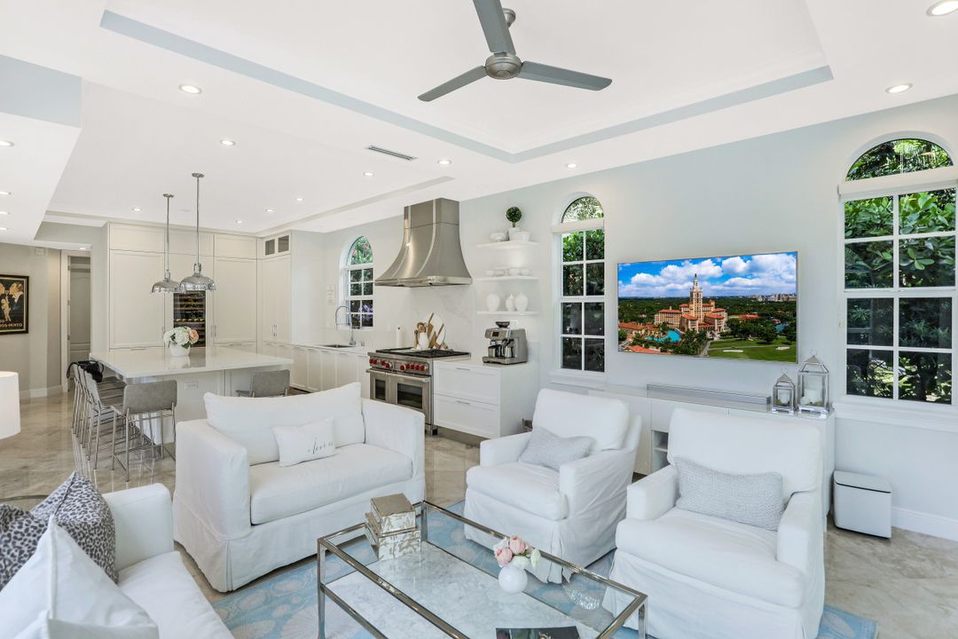 1539 Plasentia Ave, Coral Gables, FL 33134