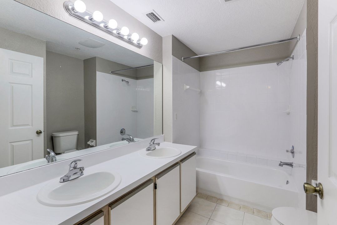 6490 Aragon Way #204, Fort Myers, FL 33966