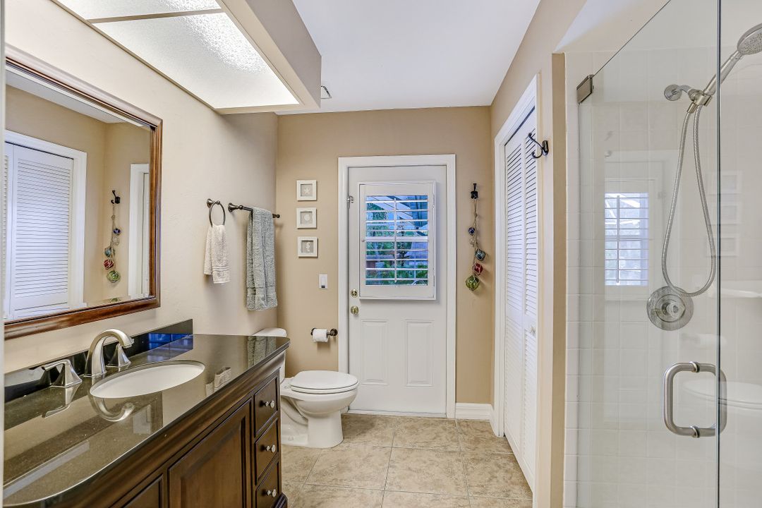 27313 Buccaneer Dr, Bonita Springs, FL 34135