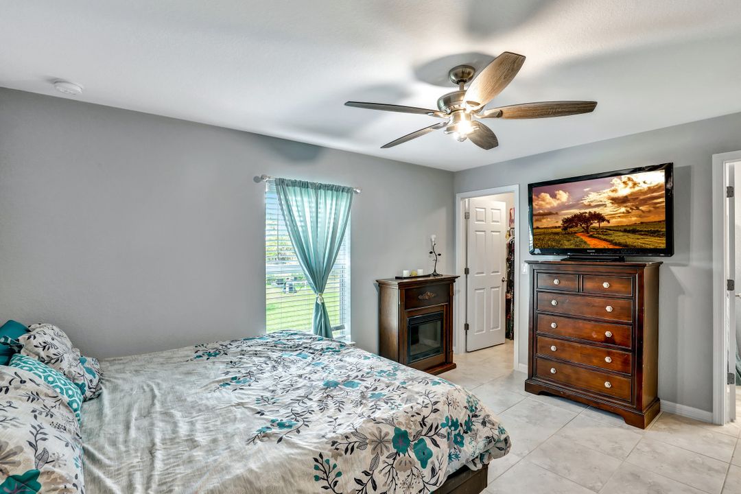 2837 NW 24th Ave, Cape Coral, FL 33993