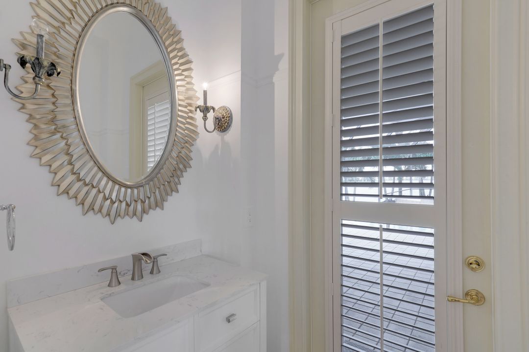 18561 Verona Lago Dr, Miromar Lakes, FL 33913