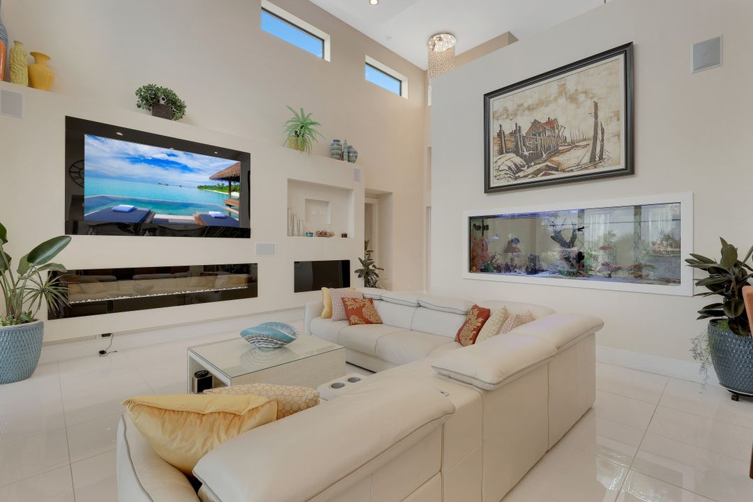 4812 Pelican Blvd, Cape Coral, FL 33914