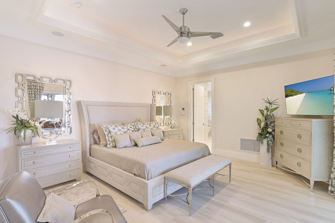 1800 Menorca Ct, Marco Island, FL 34145