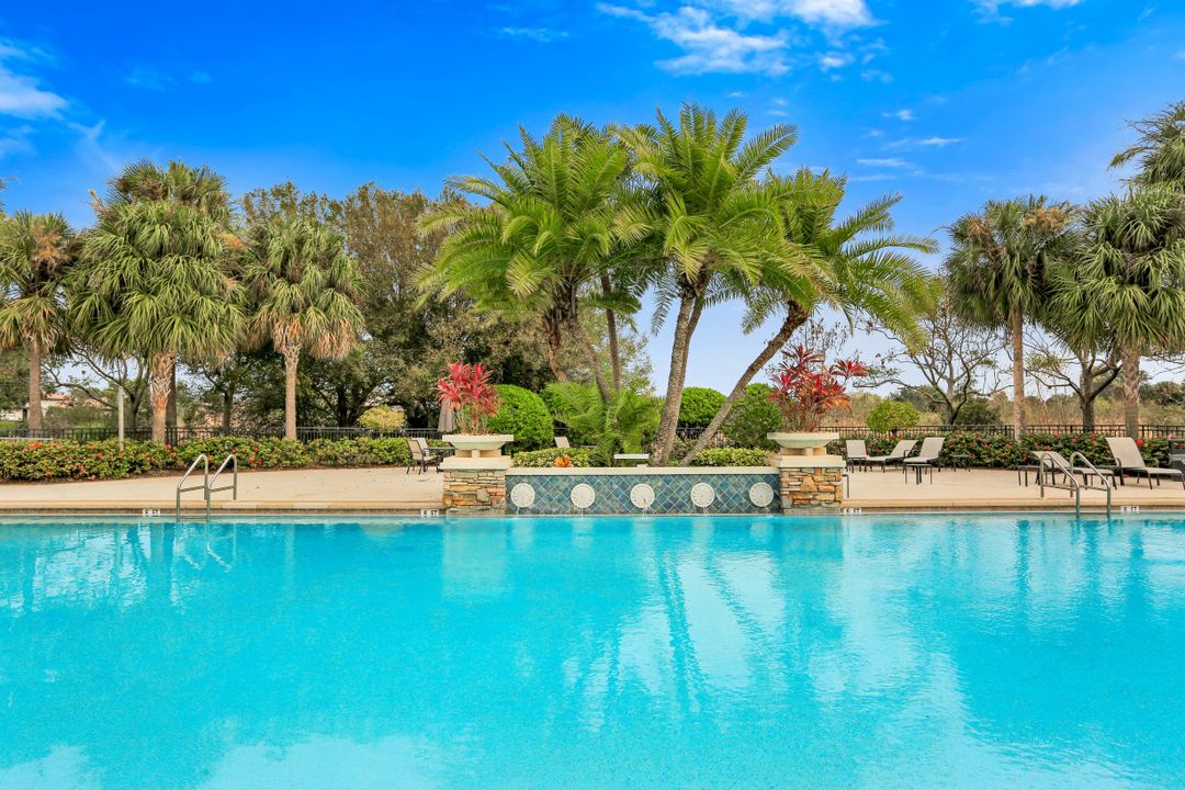 12713 Astor Pl, Fort Myers, FL 33913