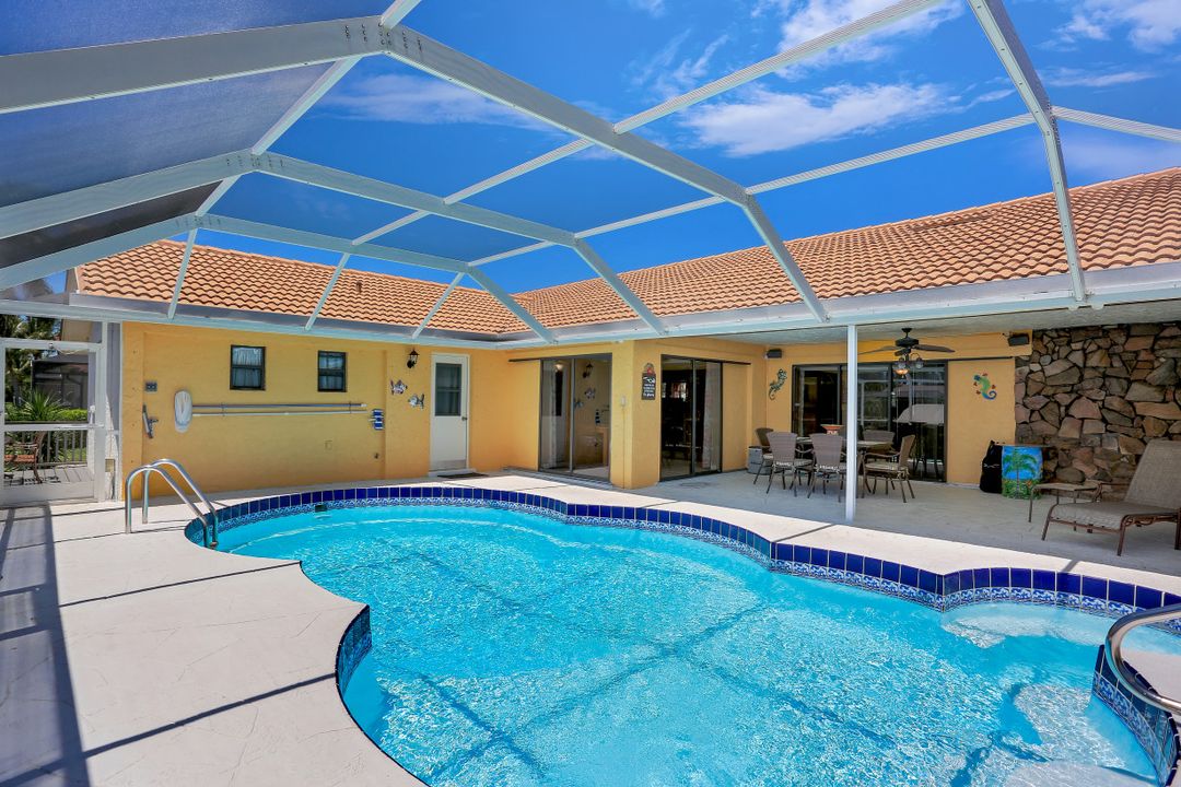 1708 Savona Pkwy, Cape Coral, FL 33904