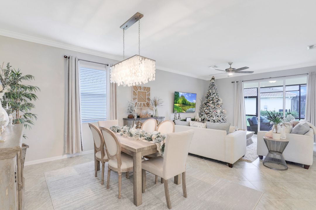 2105 Clementine St, Naples, FL 34120