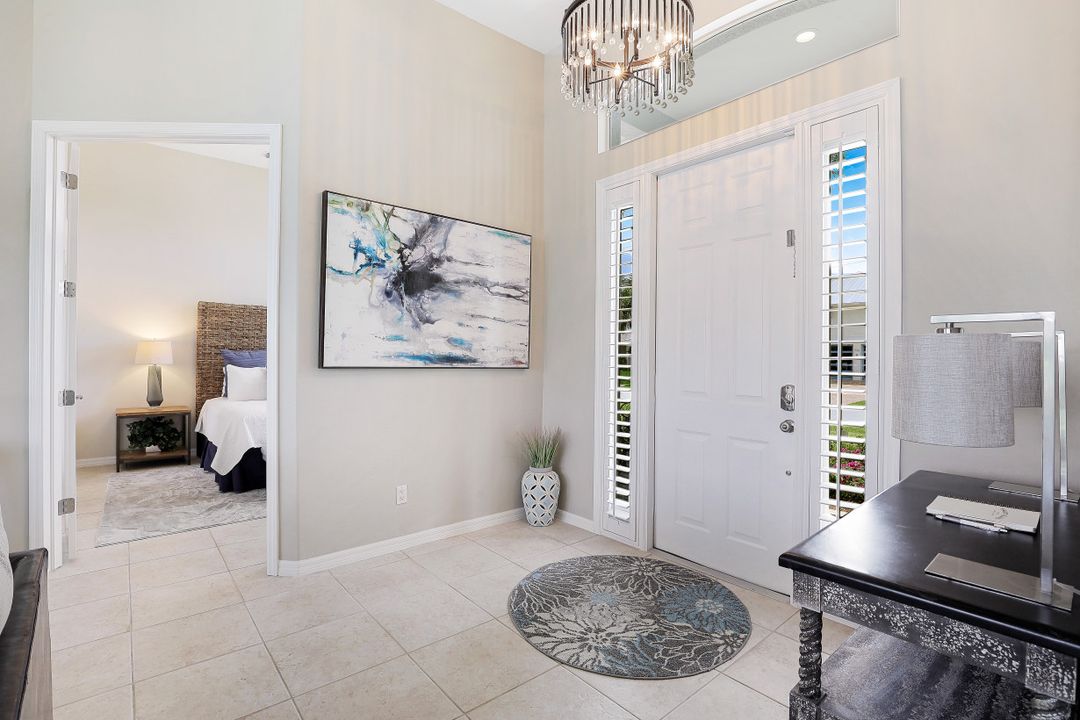 231 Seahorse Ct, Marco Island, FL 34145