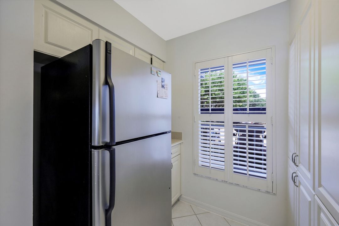 991 N Barfield Dr #115, Marco Island, FL 34145