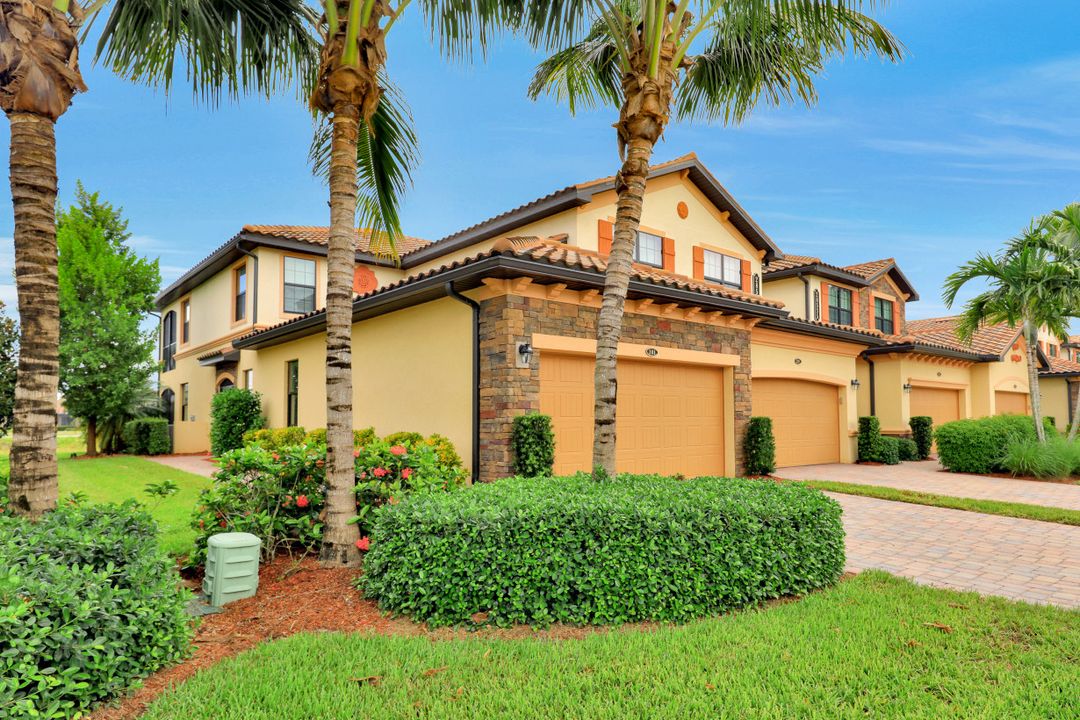28535 Carlow Ct #101, Bonita Springs, FL 34135