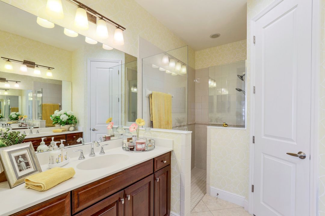 4408 Waterscape Ln, Fort Myers, FL 33966