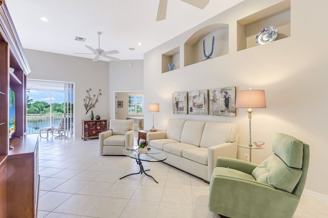4111 Bayhead Dr #201, Bonita Springs, FL 34134
