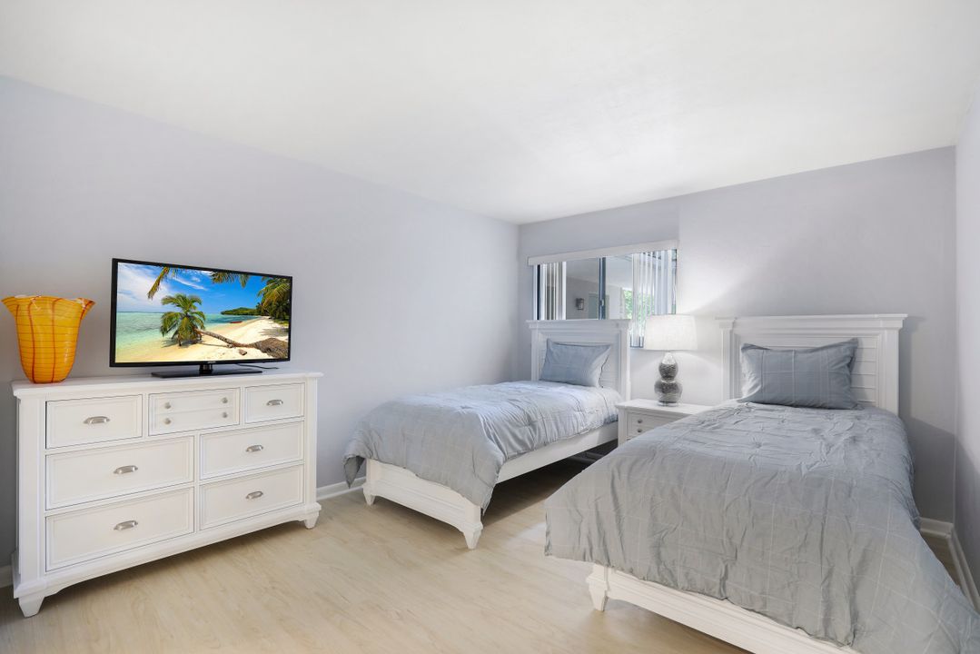 5954 Pelican Bay Blvd #222, Naples, FL 34108