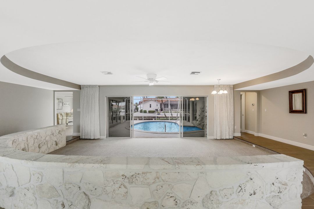 166 Hollyhock Ct, Marco Island, FL 34145