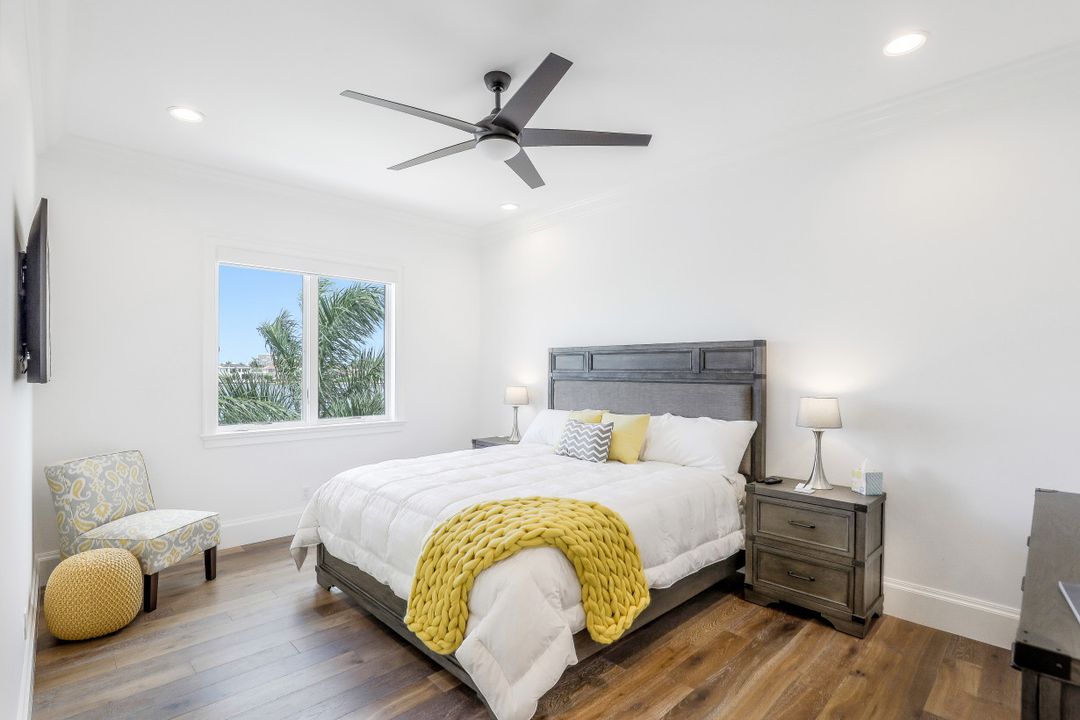 1001 Coronado Ct, Marco Island, FL 34145