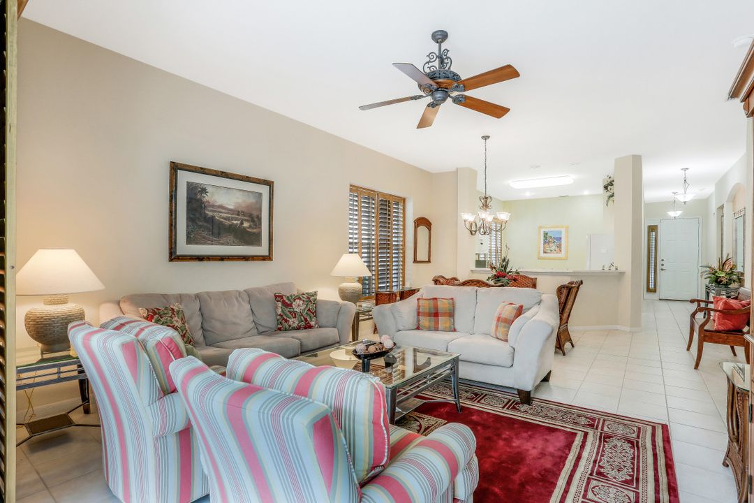 1818 Leamington Ln, Naples, FL 34109