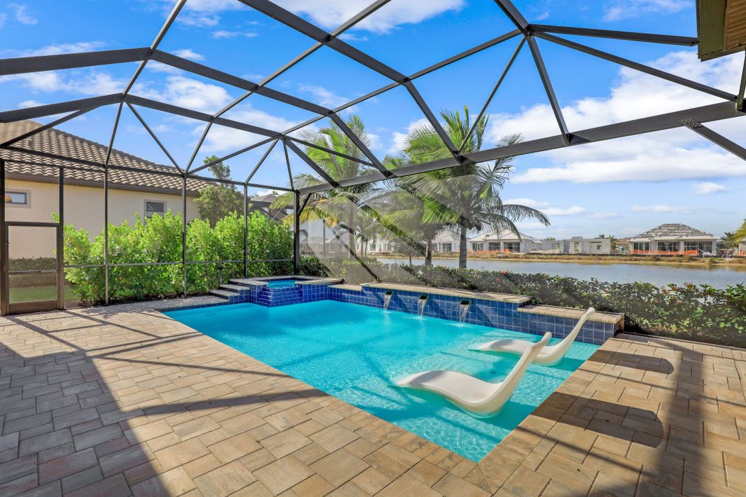 3341 Fanny Bay Ln, Naples, FL 34114