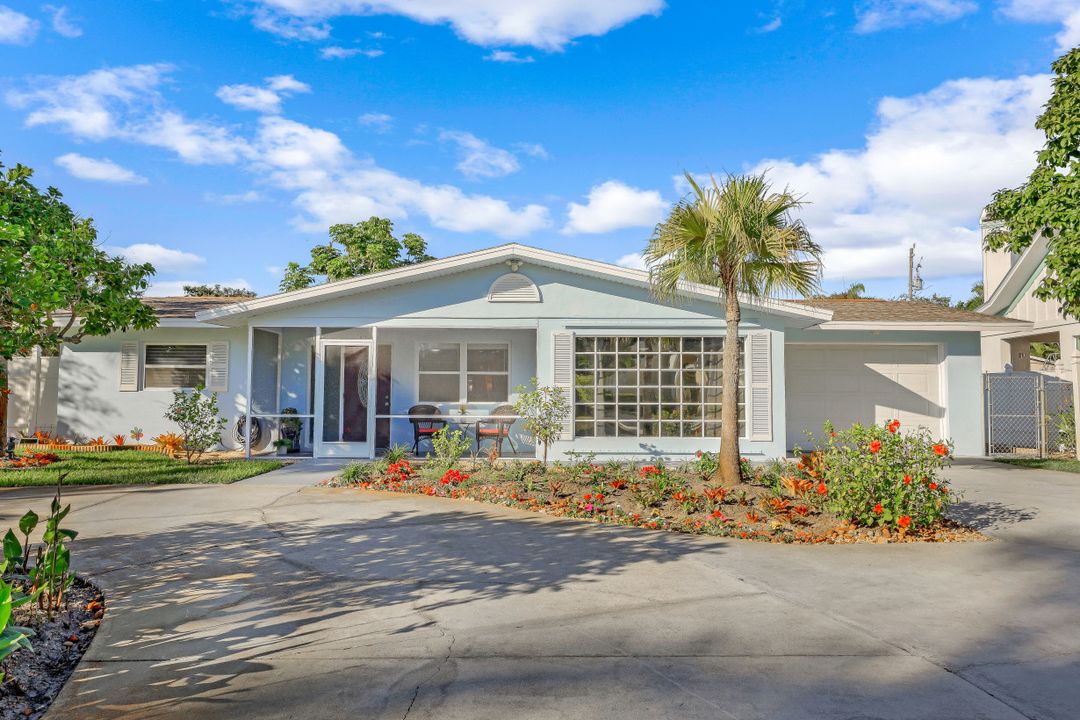 1173 29th Ave N, Naples, FL 34103