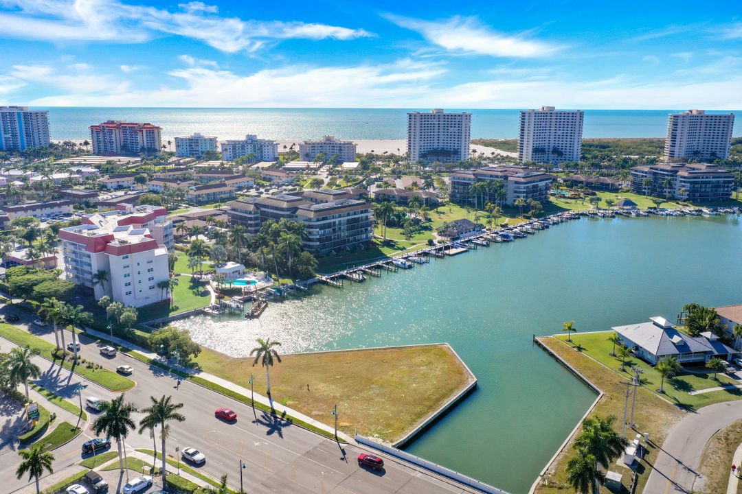 328 N Collier Blvd, Marco Island, FL 34145