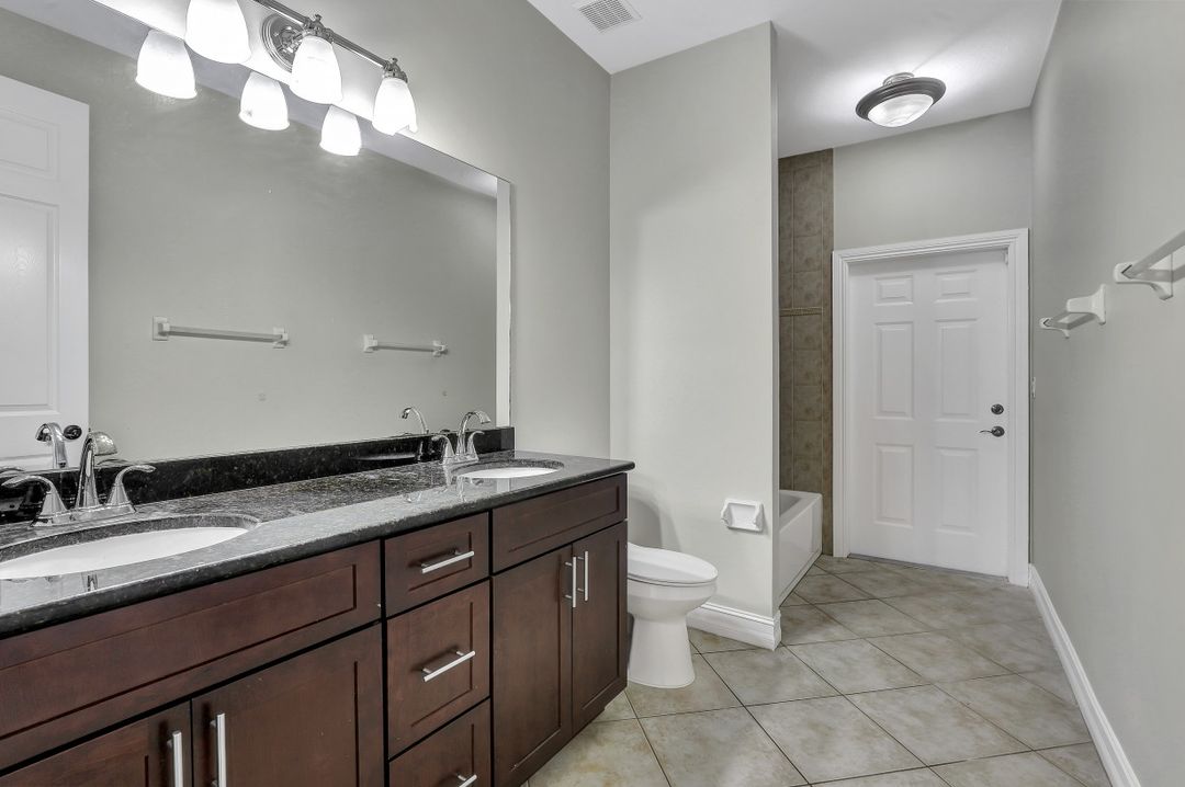 2538 SW 35th Ln, Cape Coral, FL 33914