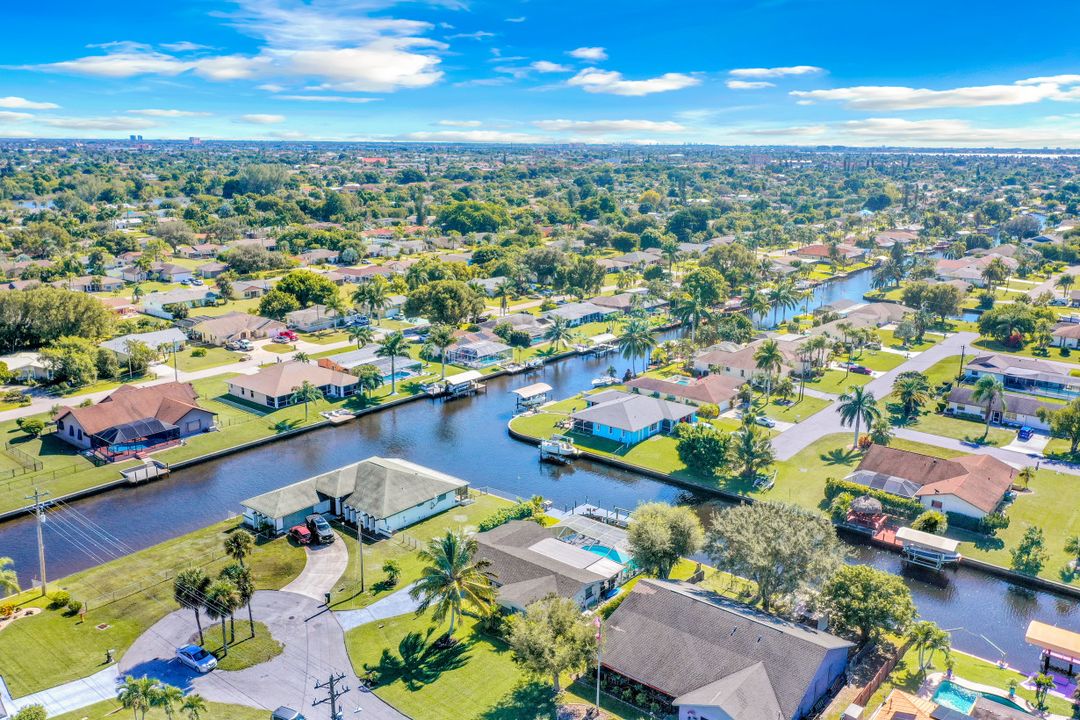 138 SE 40th St, Cape Coral, FL 33904