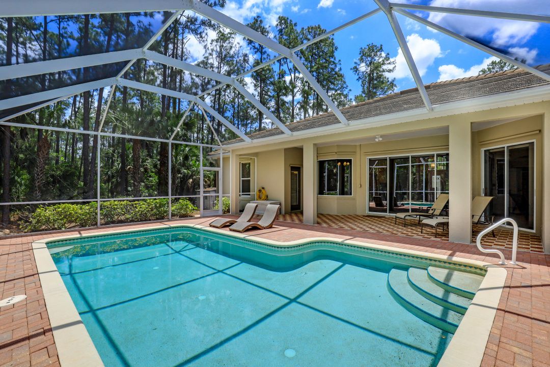 4571 Pine Ridge Rd, Naples, FL 34119